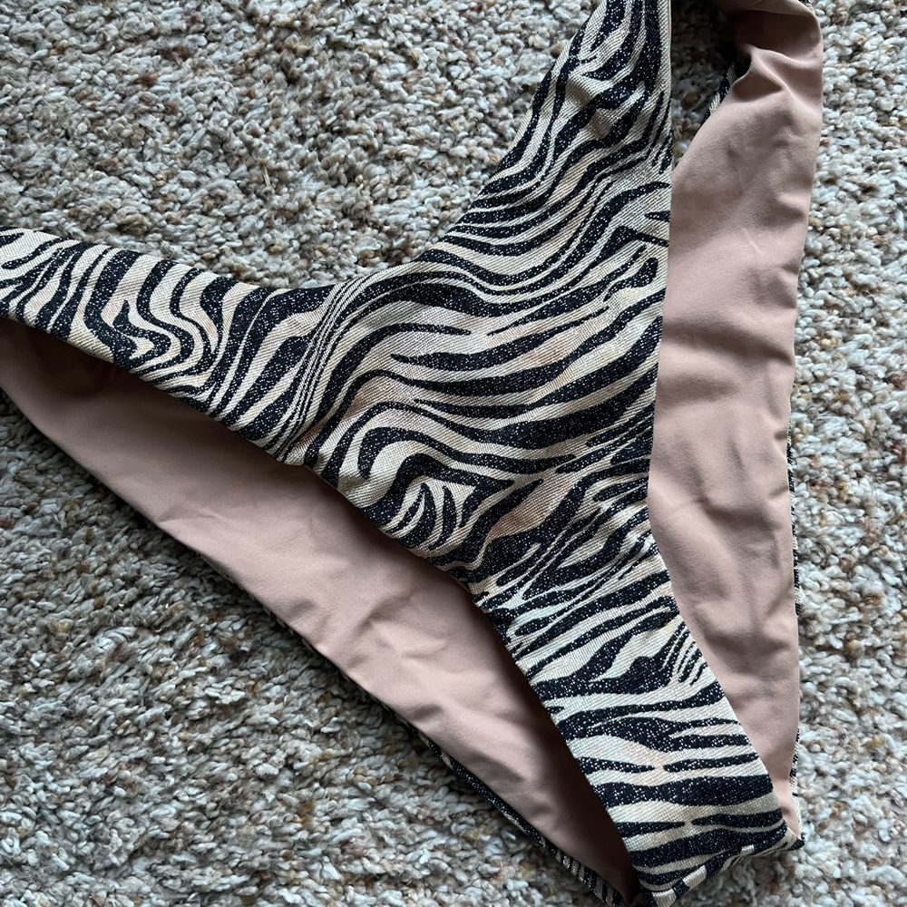 L*space bikini bottoms animal print